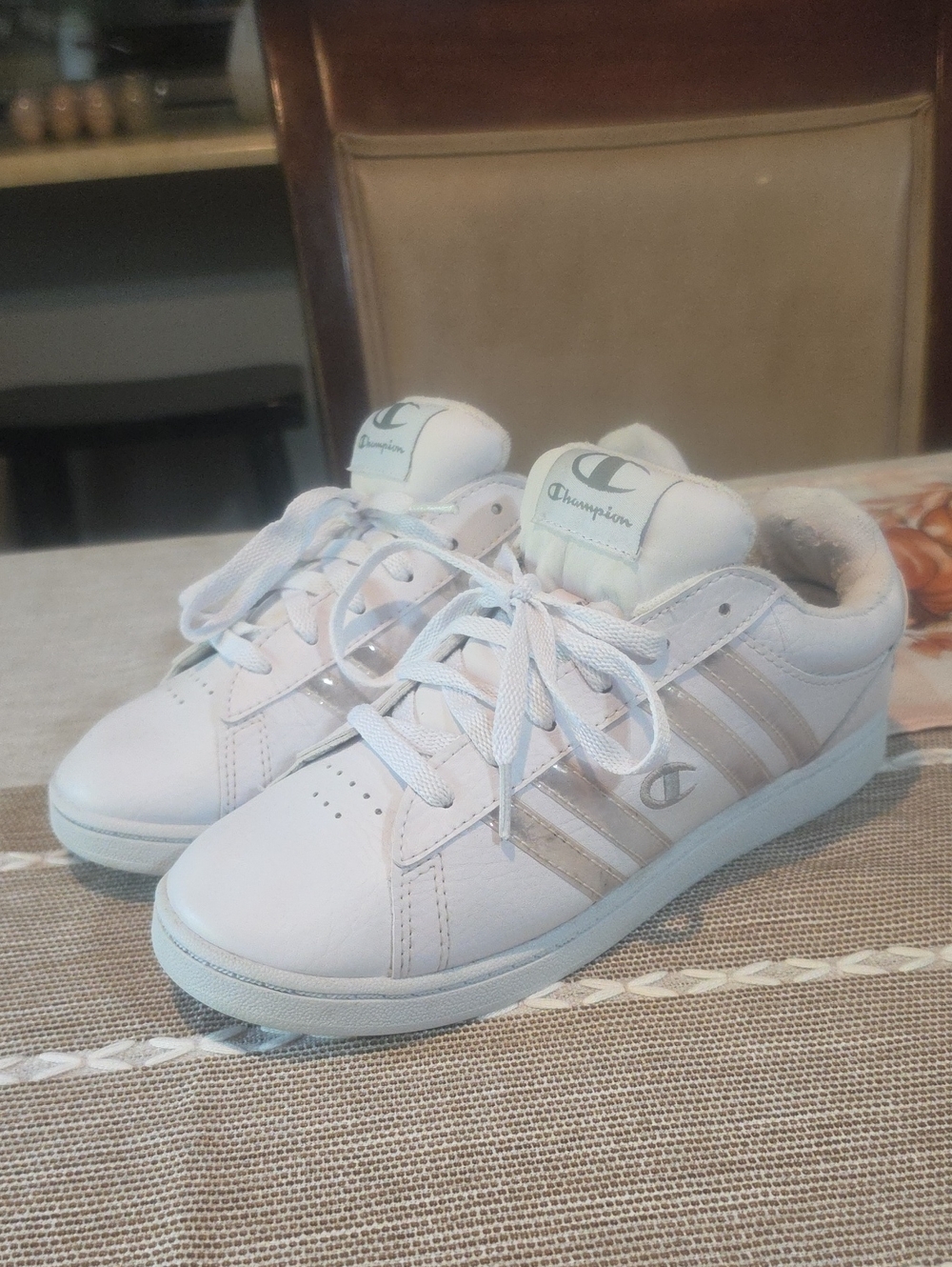🚨 Champion White Sneakers with Light Irredescent Stripes